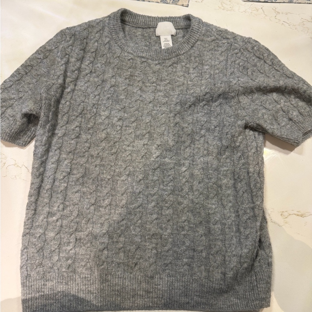 H&M Men's Light Gray Cable Knit Sweater